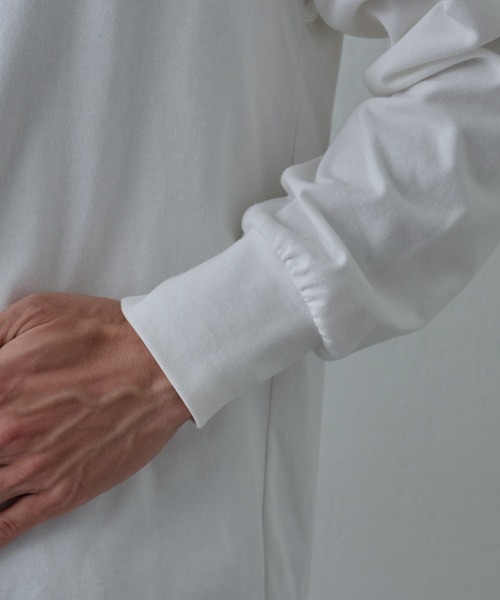 COLONY 2139（コロニートゥーワンスリーナイン）の「フロントロゴプリント長袖Tシャツ（Tシャツ/カットソー・メンズ・ブラック/ホワイト・MEDIUM/LARGE）」の13枚目の写真