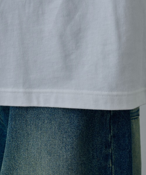 COLONY 2139（コロニートゥーワンスリーナイン）の「フロントロゴプリント長袖Tシャツ（Tシャツ/カットソー・メンズ・ブラック/ホワイト・MEDIUM/LARGE）」の12枚目の写真