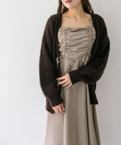 OLIVE des OLIVE(オリーブデオリーブ)の「ドロストマーメイドキャミワンピース(ワンピース・レディース・ブラウン/ブラック/ブルー/ベージュ/グレー/ブラック系その他・FREE)」の6枚目の写真