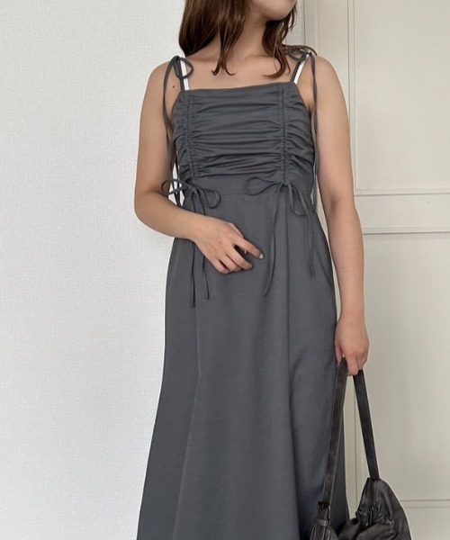 OLIVE des OLIVE(オリーブデオリーブ)の「ドロストマーメイドキャミワンピース(ワンピース・レディース・ブラウン/ブラック/ブルー/ベージュ/グレー/ブラック系その他・FREE)」の19枚目の写真