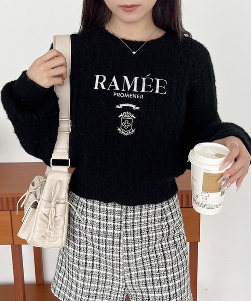 one after another NICE CLAUP(ワンアフターアナザーナイスクラップ)の「刺繍ケーブルニット【ZOZOTOWN限定商品】(ニット/セーター・レディース・ピンク/アイボリー/ブラック/ブルーグレー・FREE)」の2枚目の写真