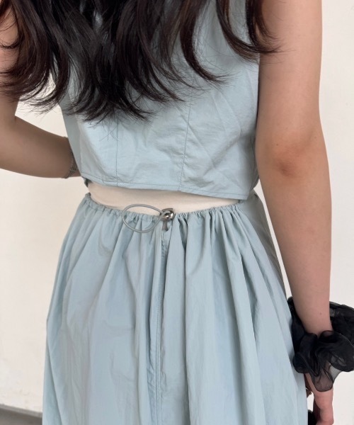 nemne store(ネンネストア)の「《Delfy》ナイロンバックシャンワンピース(ワンピース・レディース・ライトブルー/ブラック・MEDIUM/SMALL)」の17枚目の写真