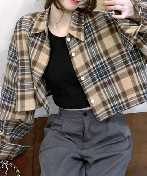 Riff(リフ)の「チェック柄ショート丈シャツ(シャツ/ブラウス・レディース・ベージュ/ネイビー・FREE)」の7枚目の写真