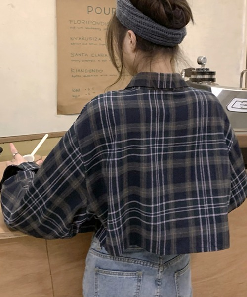 Riff(リフ)の「チェック柄ショート丈シャツ(シャツ/ブラウス・レディース・ベージュ/ネイビー・FREE)」の14枚目の写真