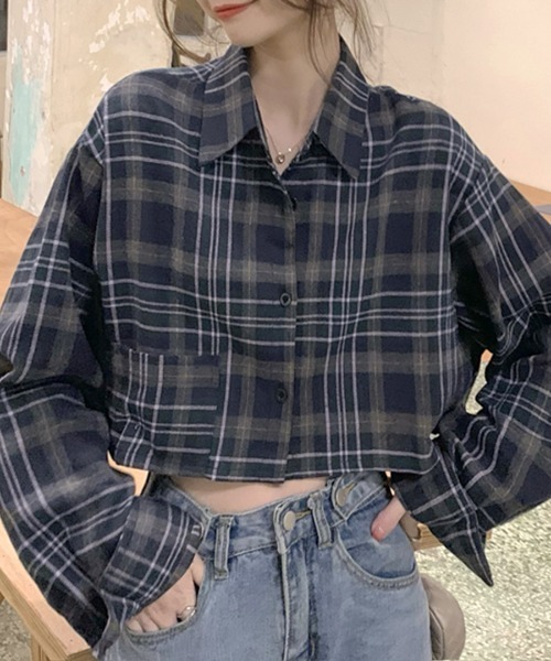 Riff(リフ)の「チェック柄ショート丈シャツ(シャツ/ブラウス・レディース・ベージュ/ネイビー・FREE)」の15枚目の写真