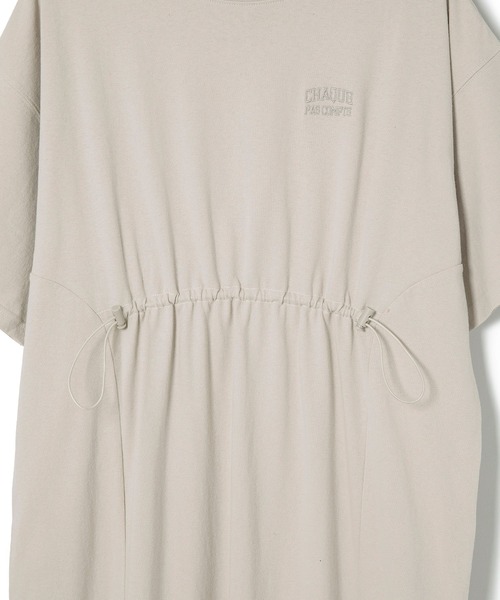 ROPE' PICNIC（ロペピクニック）の「ウエストドロスト付きTワンピース（ワンピース・レディース・ブラック/ベージュ/オフホワイト・38）」の8枚目の写真