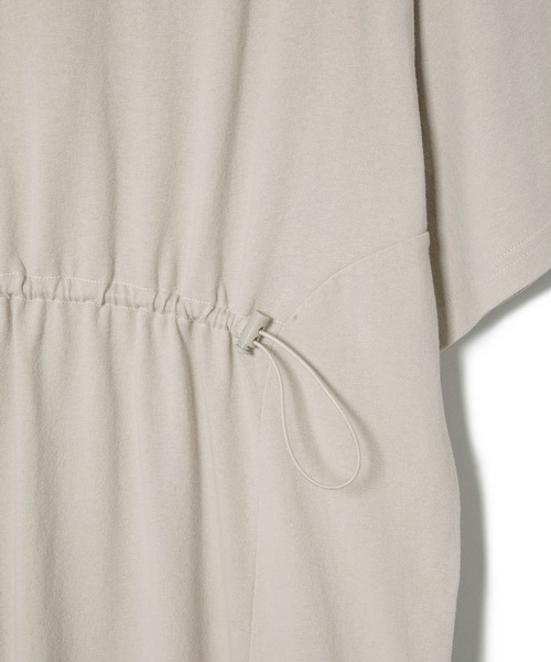ROPE' PICNIC（ロペピクニック）の「ウエストドロスト付きTワンピース（ワンピース・レディース・ブラック/ベージュ/オフホワイト・38）」の9枚目の写真