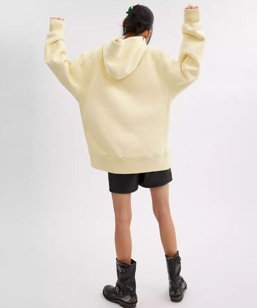 COACH（コーチ）の「オーバーサイズド シグネチャー クレスト フーディー・オーガニック コットン（スウェット・メンズ・イエロー系その他・X-SMALL/MEDIUM/SMALL）」の7枚目の写真
