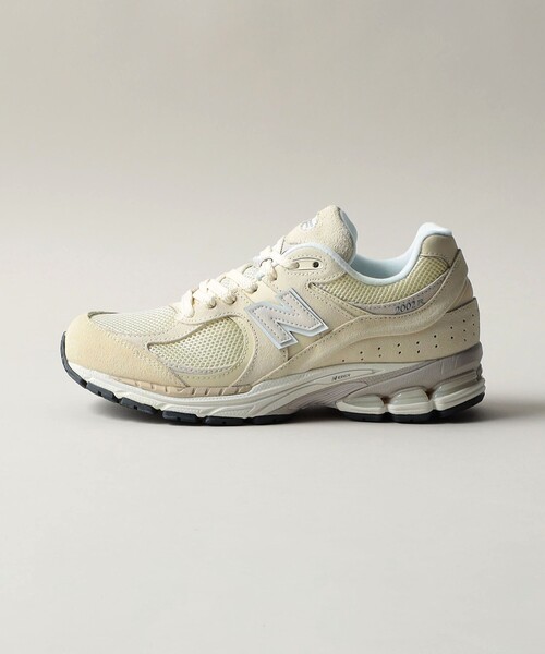 NEW BALANCE（ニューバランス）の「＜New Balance＞M2002R（スニーカー・レディース・ナチュラル/ダークグレー/モカ・22.5cm/23cm/23.5cm/24cm/24.5cm）」の3枚目の写真