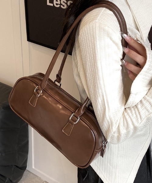 torinoki様　持ち手付　リバティ　魔女子さんノワール　横長ショルダーバッグ torinoki様 持ち手付 リバティ 魔女子さんノワール 横長ショルダー