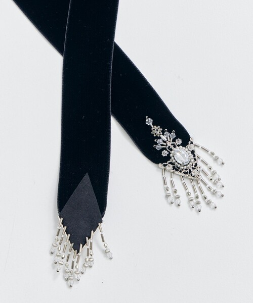 tanakadaisuke（タナカダイスケ）の「【tanakadaisuke/タナカダイスケ】crystal silver tip velvet long ribbon/ベルベットリボン（その他ヘアアクセサリー・レディース・ブラック・FREE）」の4枚目の写真