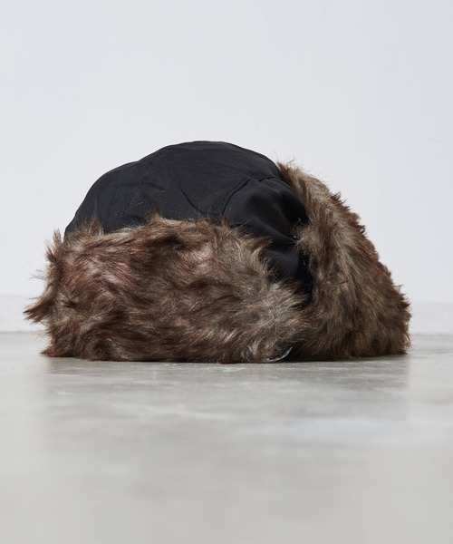 Revo.（レボ）の「フェイクファー ミリタリー フライトキャップ 耳当て付き 2way（キャップ・メンズ・ブラック/カーキ/ネイビー・FREE）」の4枚目の写真