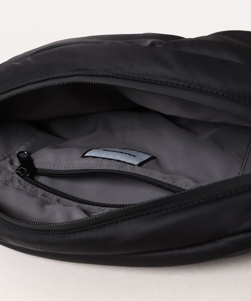 ADAM PATEK(アダムパテック)の「【Km】【it】【ADAMPATEK】bright twill BIG body bag/ブライトツイル配色ビッグボディバッグ(ショルダーバッグ・メンズ・グレー/ブラック・FREE)」の5枚目の写真