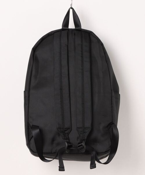 FRED PERRY(フレッドペリー)の「Ballistic Nylon Backpack(バックパック/リュック・メンズ・ブラック・ONE SIZE)」の6枚目の写真
