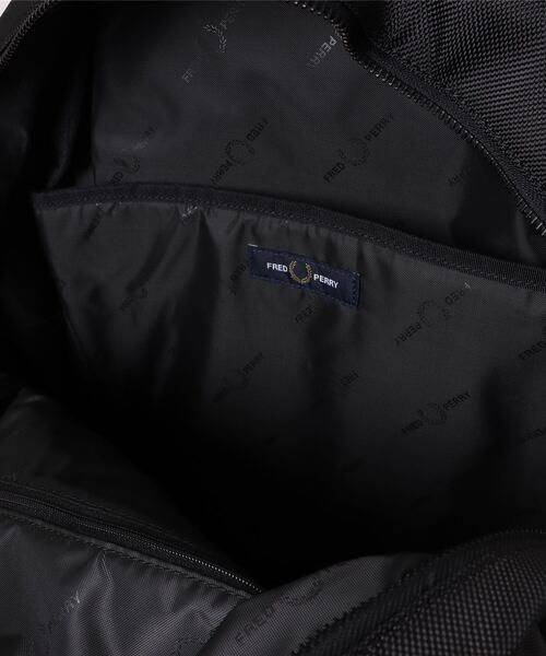 FRED PERRY(フレッドペリー)の「Ballistic Nylon Backpack(バックパック/リュック・メンズ・ブラック・ONE SIZE)」の8枚目の写真