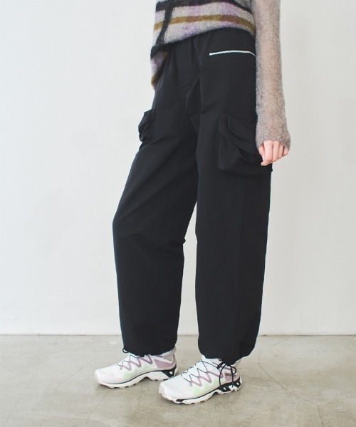 soduk(スドーク)の「【soduk】multi pockets cargo pants(カーゴパンツ・レディース・ブラック/グレー・M/S)」の16枚目の写真