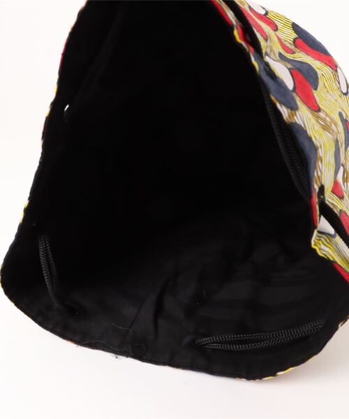 UNBILLION（アンビリオン）の「アフリカンスクエアー AFRICANSQUARE / パーニュ巾着（ショルダーバッグ・レディース・ブルー/レッド/ホワイト・FREE）」の12枚目の写真