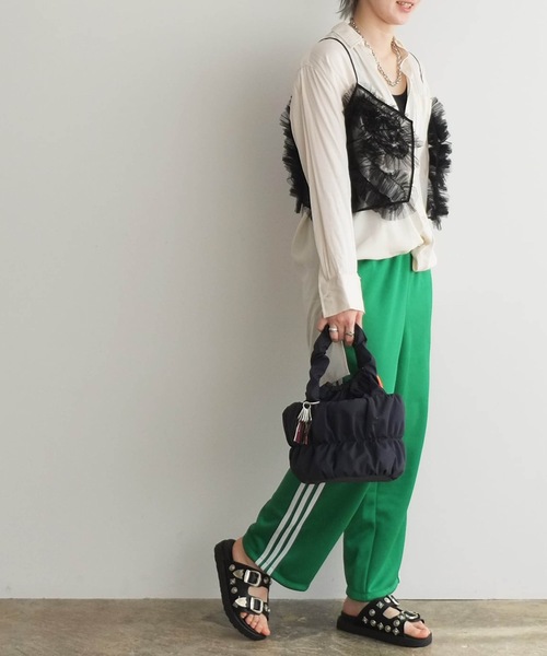 COMMON WARE（コモンウェアー）の「EM:cheek pokkori kinchaku 2way shoulder ギャザー巾着2WAYトート（ショルダーバッグ・レディース・ブラック/イエロー/グレー/ブルー・FREE）」の14枚目の写真