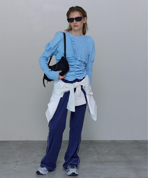 MAISON SPECIAL(メゾンスペシャル)の「Pile Fabric Flare Pants/パイルフレアパンツ■セットアップ対応■(その他パンツ・レディース・ブルー/グレー/ネイビー・38/36)」の4枚目の写真