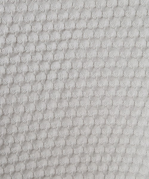 MEN'S BIGI（メンズビギ）の「ブリスターニットジャカードカットソー（Tシャツ/カットソー・メンズ・ブラック/ホワイト/ブルー/グレー・02/01/04/03）」の9枚目の写真