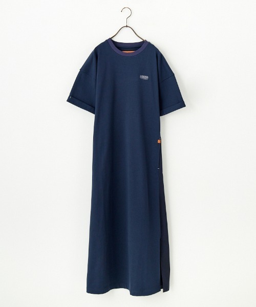 【美品】 ユニバーサルオーバーオールとAMERIの別注ワンピース アメリヴィンテージ】ユニバーサルオーバーオールコラボ