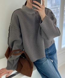 LYEON（リヨン）の「ブークレスタンドリブプルオーバー/アウトシームハイネックトップス/クロップドオーバートレーナー（その他トップス）」