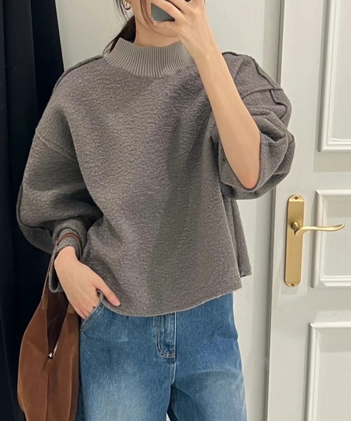 LYEON(リヨン)の「ブークレスタンドリブプルオーバー/アウトシームハイネックトップス/クロップドオーバートレーナー(その他トップス・レディース・アイボリー/ブルー/グレー・FREE)」の11枚目の写真