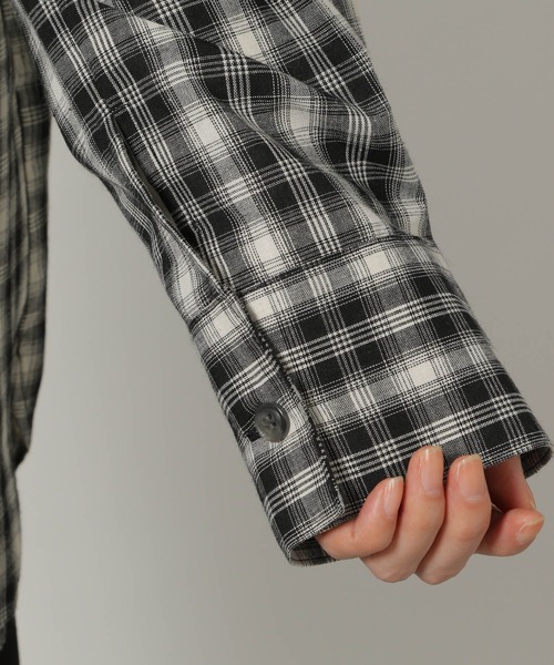 LAKOLE（ラコレ）の「チェックシャツ長袖 / 292189（シャツ/ブラウス・レディース・ブラック/ベージュ/ブルー/ブラウン・FREE）」の8枚目の写真