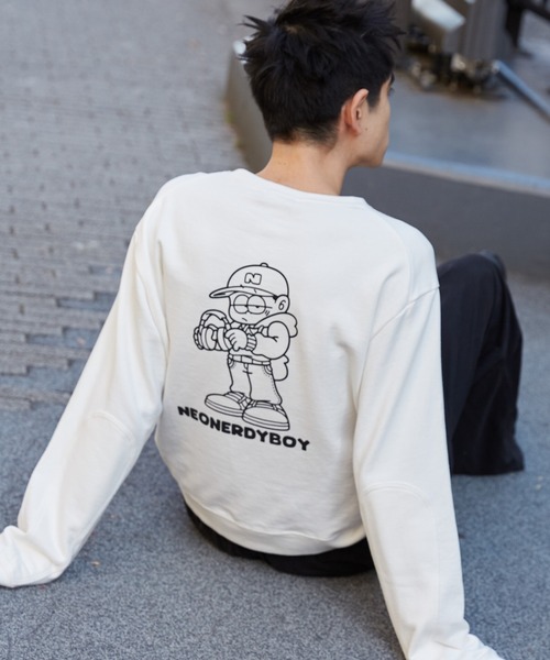 WEGO（ウィゴー）の「WEGO/THEBOYエルボーパッチクルーネックプルオーバー（スウェット・メンズ・ブラック/ホワイト/杢グレー・LARGE/MEDIUM）」の22枚目の写真