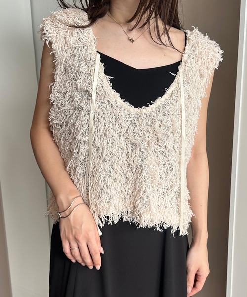 RANAN（ラナン）の「前後2WAYフリンジショートベスト（ベスト・レディース・アイボリー/ブラック/グレー・LL/L/M）」の7枚目の写真