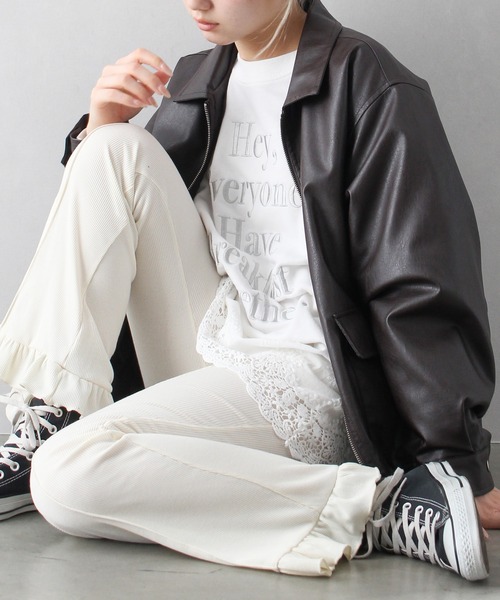 SpRay（スプレイ）の「テレコ裾フリルフレアパンツ（その他パンツ・レディース・ブラック/アイボリー/チャコールグレー・FREE）」の7枚目の写真