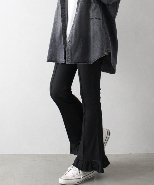 SpRay（スプレイ）の「テレコ裾フリルフレアパンツ（その他パンツ・レディース・ブラック/アイボリー/チャコールグレー・FREE）」の8枚目の写真