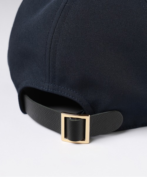 CULLNI（クルニ）の「Wool Gabardine Leather Emblem Cap（キャップ・メンズ・ネイビー/ブラック/オフホワイト・ONESIZE）」の8枚目の写真