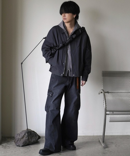 VINTAGE WASHED DENIM CURVED CARGO（デニムパンツ）｜WYM LIDNM