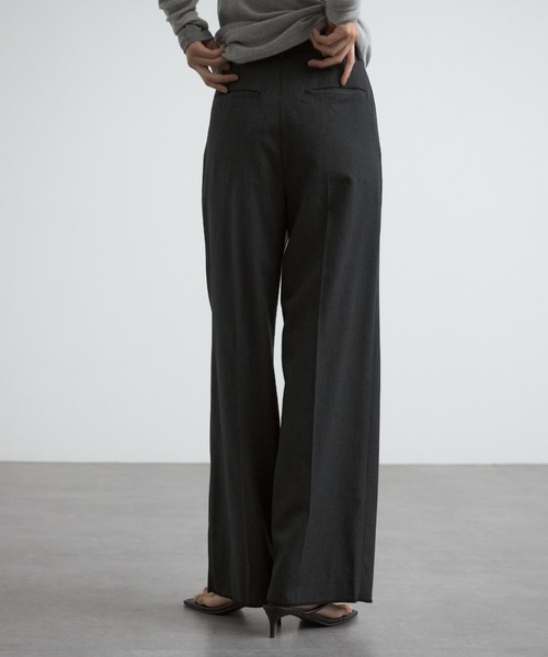 CREDONA（クレドナ）の「【THE C】 ICHIGUN PANTS/イチグンパンツ（スラックス・レディース・ブラウン/チャコールグレー/ブラック/イエロー系その他/ネイビー・0/1/2）」の21枚目の写真