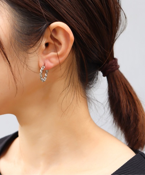 ieLS(イエルズ)の「金属アレルギー対応「ieLS」ステンレス チェーンフープピアス(ピアス(両耳用)・レディース・ゴールド/シルバー・ONE SIZE)」の1枚目の写真