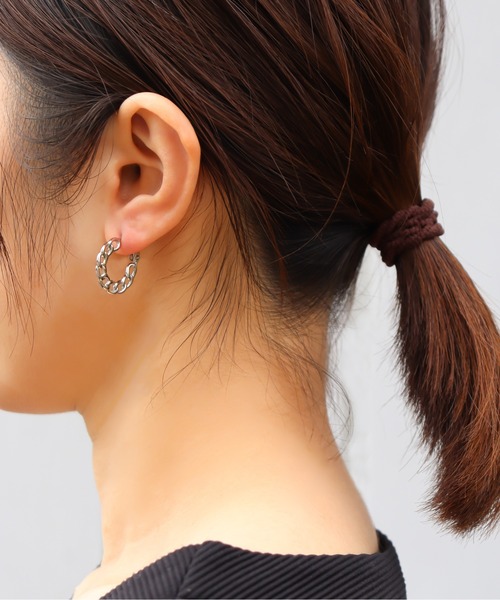 ieLS(イエルズ)の「金属アレルギー対応「ieLS」ステンレス チェーンフープピアス(ピアス(両耳用)・レディース・ゴールド/シルバー・ONE SIZE)」の7枚目の写真
