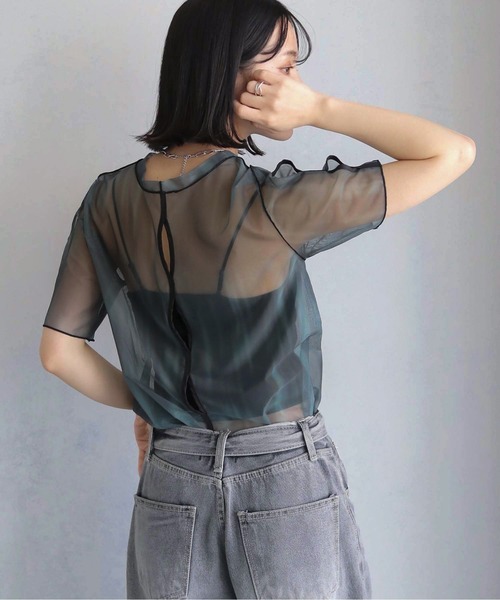 cheriella（シェリエラ）の「【cheriella】前後2WAYウェーブホールマーブルシアートップス半袖 2-WAY WAVE HOLE MARBLE SHEER SHORT TOPS（Tシャツ/カットソー・レディース・グリーン/カーキ/ワイン/チャコールグレー/ブルー/ベージュ・M）」の18枚目の写真