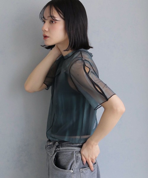 cheriella（シェリエラ）の「【cheriella】前後2WAYウェーブホールマーブルシアートップス半袖 2-WAY WAVE HOLE MARBLE SHEER SHORT TOPS（Tシャツ/カットソー・レディース・グリーン/カーキ/ワイン/チャコールグレー/ブルー/ベージュ・M）」の13枚目の写真