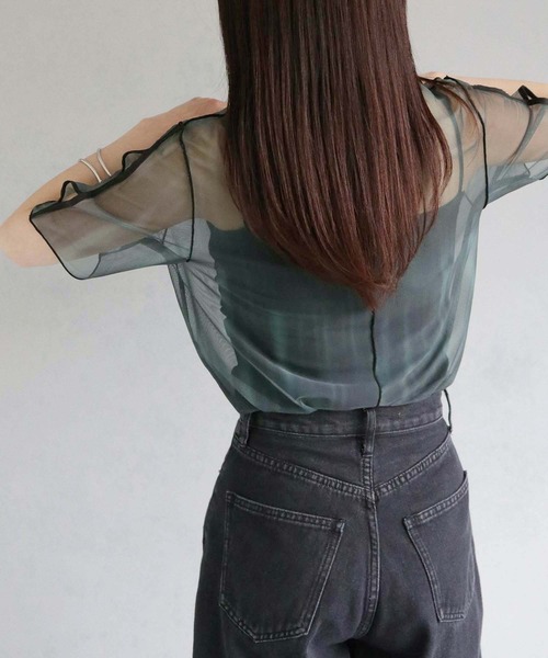 cheriella（シェリエラ）の「【cheriella】前後2WAYウェーブホールマーブルシアートップス半袖 2-WAY WAVE HOLE MARBLE SHEER SHORT TOPS（Tシャツ/カットソー・レディース・グリーン/カーキ/ワイン/チャコールグレー/ブルー/ベージュ・M）」の9枚目の写真