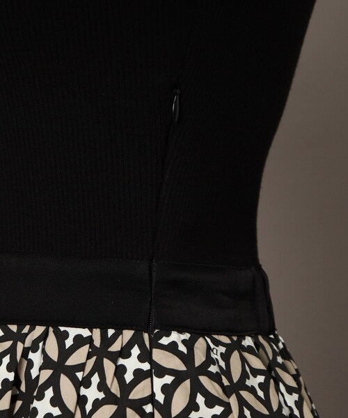 DRESSTERIOR（ドレステリア）の「【着映え/洗える】オーバーラップサークルリブニットコンビドレス（ワンピース・レディース・ベージュ系・34/36/38）」の9枚目の写真