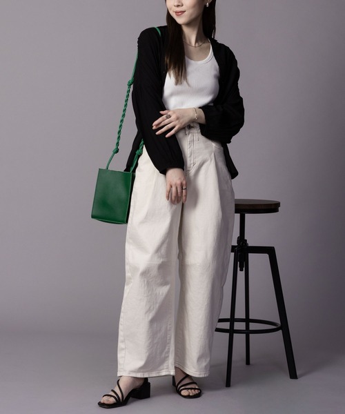 SOMETHING(サムシング)の「SOMETHING HANA TUCK CURVE PANTS(デニムパンツ・レディース・ブルー系その他/インディゴブルー/ブラック系/ベージュ系・XS/S/M)」の22枚目の写真