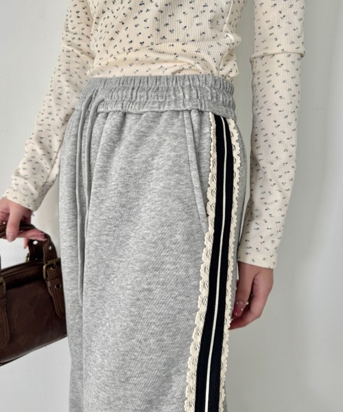 SOLLON.（ソルロン）の「プチレースサイドラインパンツ（スウェットパンツ・レディース・グレー/ネイビー/ブラック/アイボリー/ブラウン/ライトブルー/ピンク・M）」の21枚目の写真