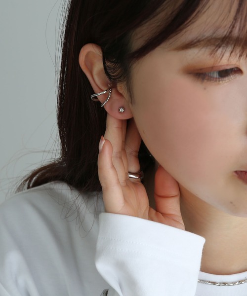 colleca la（コレカラ）の「ピュアチタンポスト ミニミニスターピアス［金属アレルギー対応］（ピアス（両耳用）・レディース・ゴールド/シルバー・FREE）」の3枚目の写真