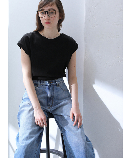 La TOTALITE(ラトータリテ)の「【洗える】接触冷感フレンチカットソー(Tシャツ/カットソー・レディース・ホワイト/ブラック/サックスブルー/チャコールグレー・FREE)」の10枚目の写真