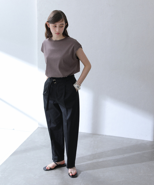La TOTALITE(ラトータリテ)の「【洗える】接触冷感フレンチカットソー(Tシャツ/カットソー・レディース・ホワイト/ブラック/サックスブルー/チャコールグレー・FREE)」の13枚目の写真