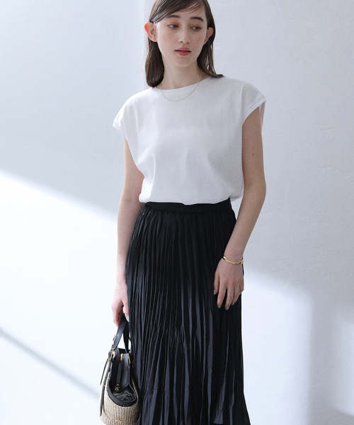 La TOTALITE(ラトータリテ)の「【洗える】接触冷感フレンチカットソー(Tシャツ/カットソー・レディース・ホワイト/ブラック/サックスブルー/チャコールグレー・FREE)」の22枚目の写真