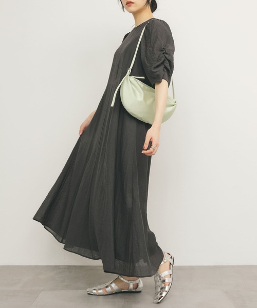 KBF（ケイビーエフ）の「サテンミニショルダーBAG（ショルダー