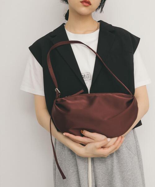 KBF（ケイビーエフ）の「サテンミニショルダーBAG（ショルダーバッグ・レディース・ブラック/ブラウン/ミント・ONE）」の8枚目の写真