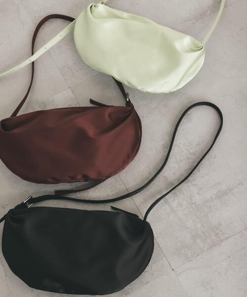 KBF（ケイビーエフ）の「サテンミニショルダーBAG（ショルダーバッグ・レディース・ブラック/ブラウン/ミント・ONE）」の21枚目の写真